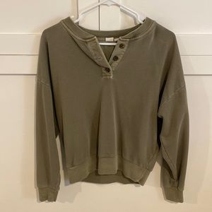 Cropped Gap Henley Sweatshirt